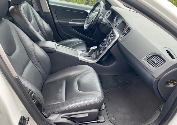 Volvo V60 cena 55900 przebieg: 244099, rok produkcji 2013 z Dęblin małe 704